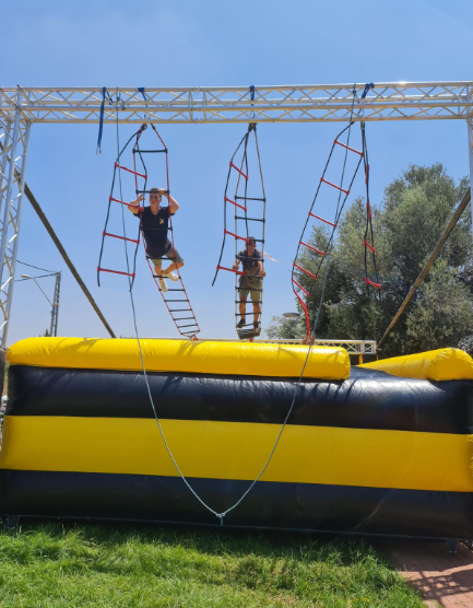 סולמות מתהפכים — תמונה 5