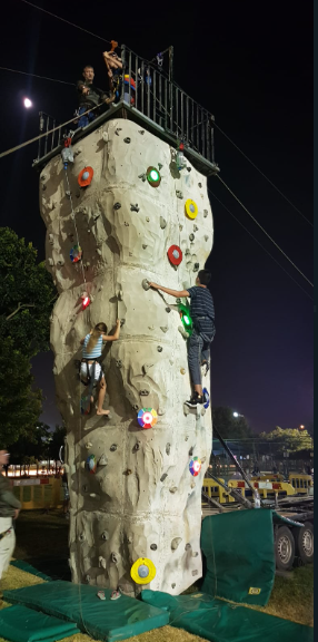 קיר טיפוס הידראולי דמוי סלע — תמונה 5